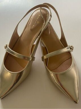 Bandolino Gold Slingback Pointed-Toe Heels